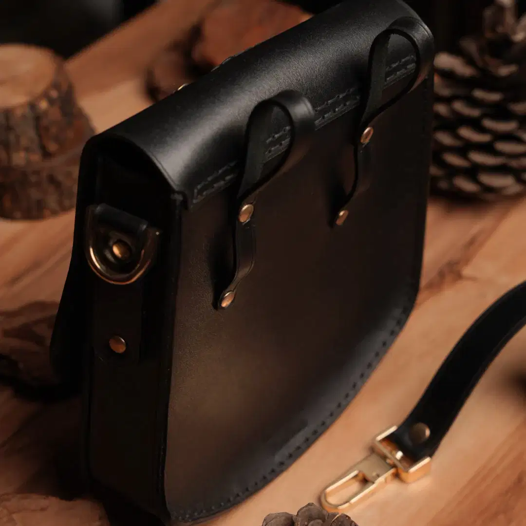 Corset Mini Çanta El Yapımı Hakiki Deri Omuz Askılı