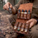 hakiki deri el yapimi baharatlık ve sosluk seti – 8 şişeli deri kamp & piknik baharat ve sos taşıyıcı (outdoor / bushcraft / karaBakı)