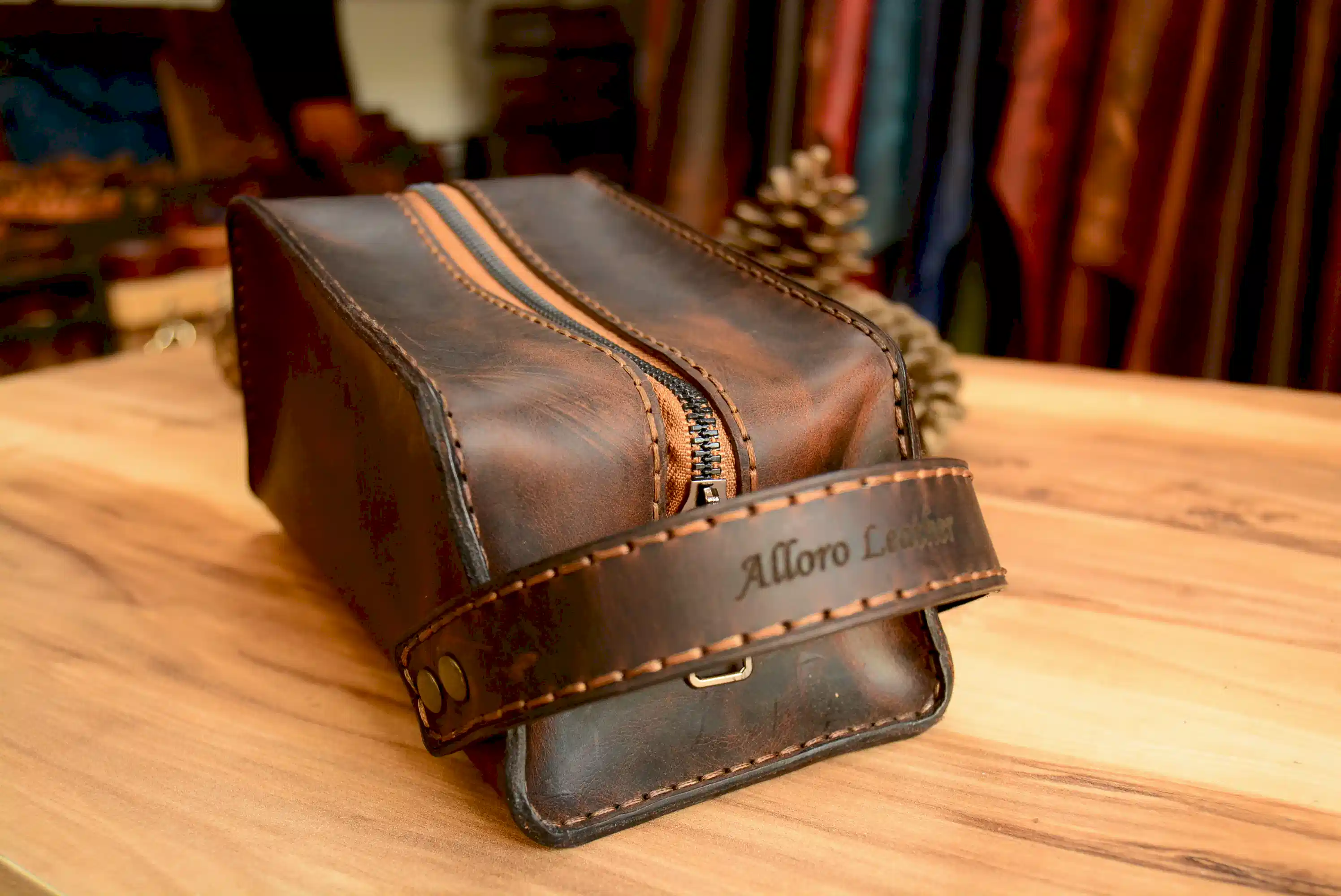 Dopp Kit V-3 Çanta Özel Tasarım Hakiki Deri El Yapımı