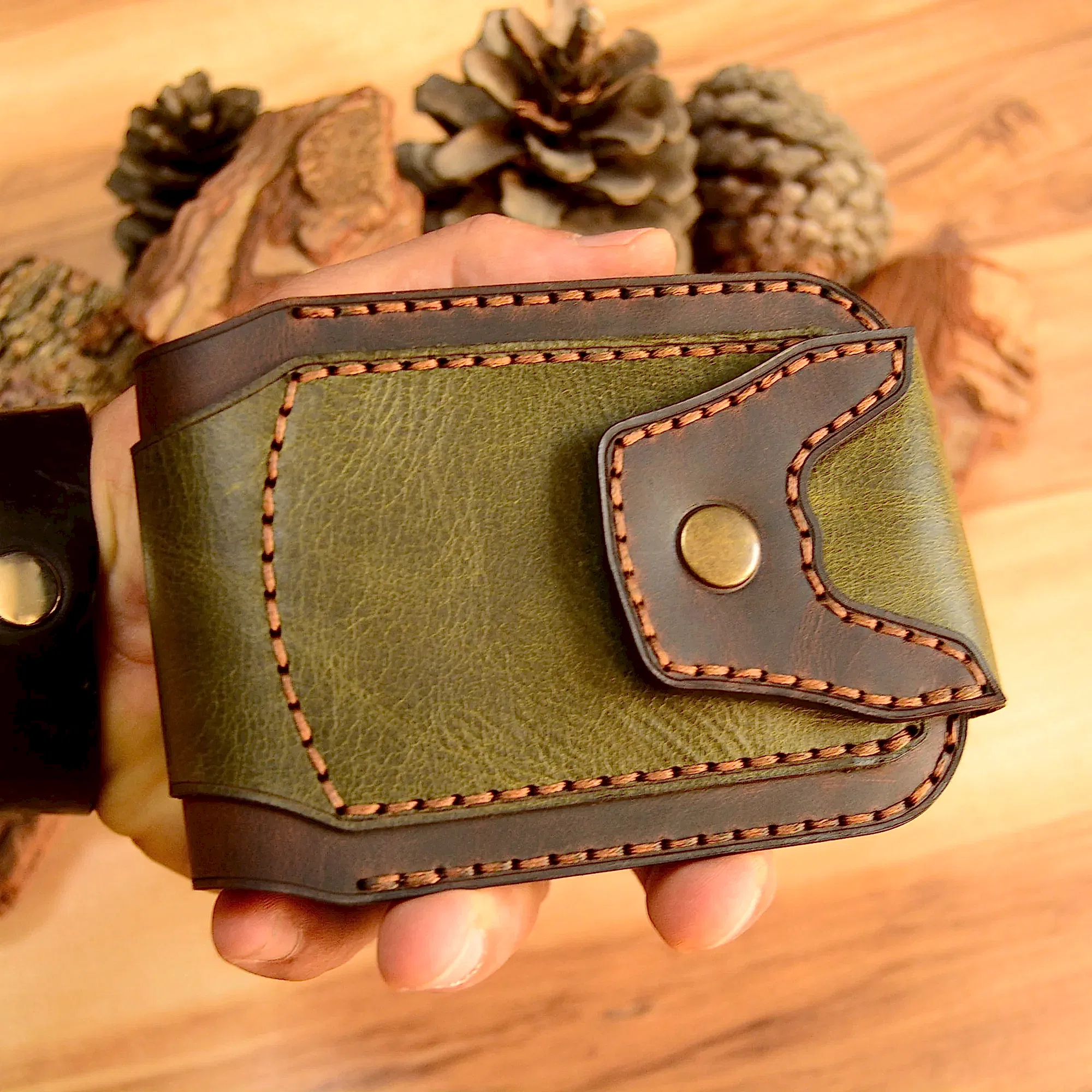 Gladiator Cüzdan Bifold Çıtçıtlı Tasarım Hakiki Deri El Yapımı