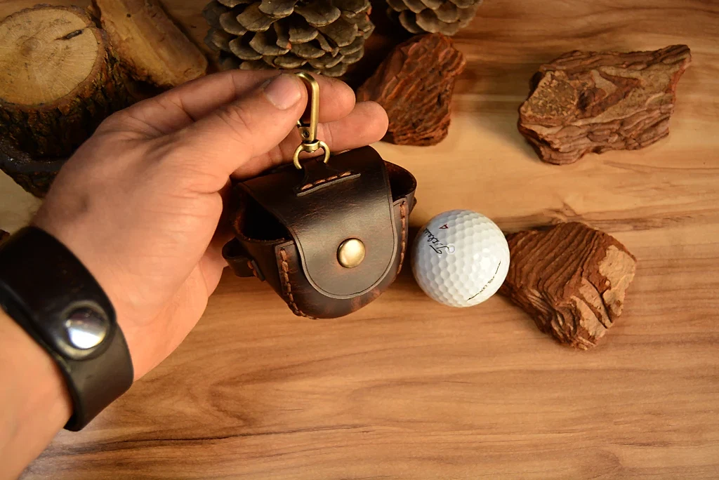 Deri Golf Topu Kılıfı Hakiki Deri El Yapımı Tee Bölmeli