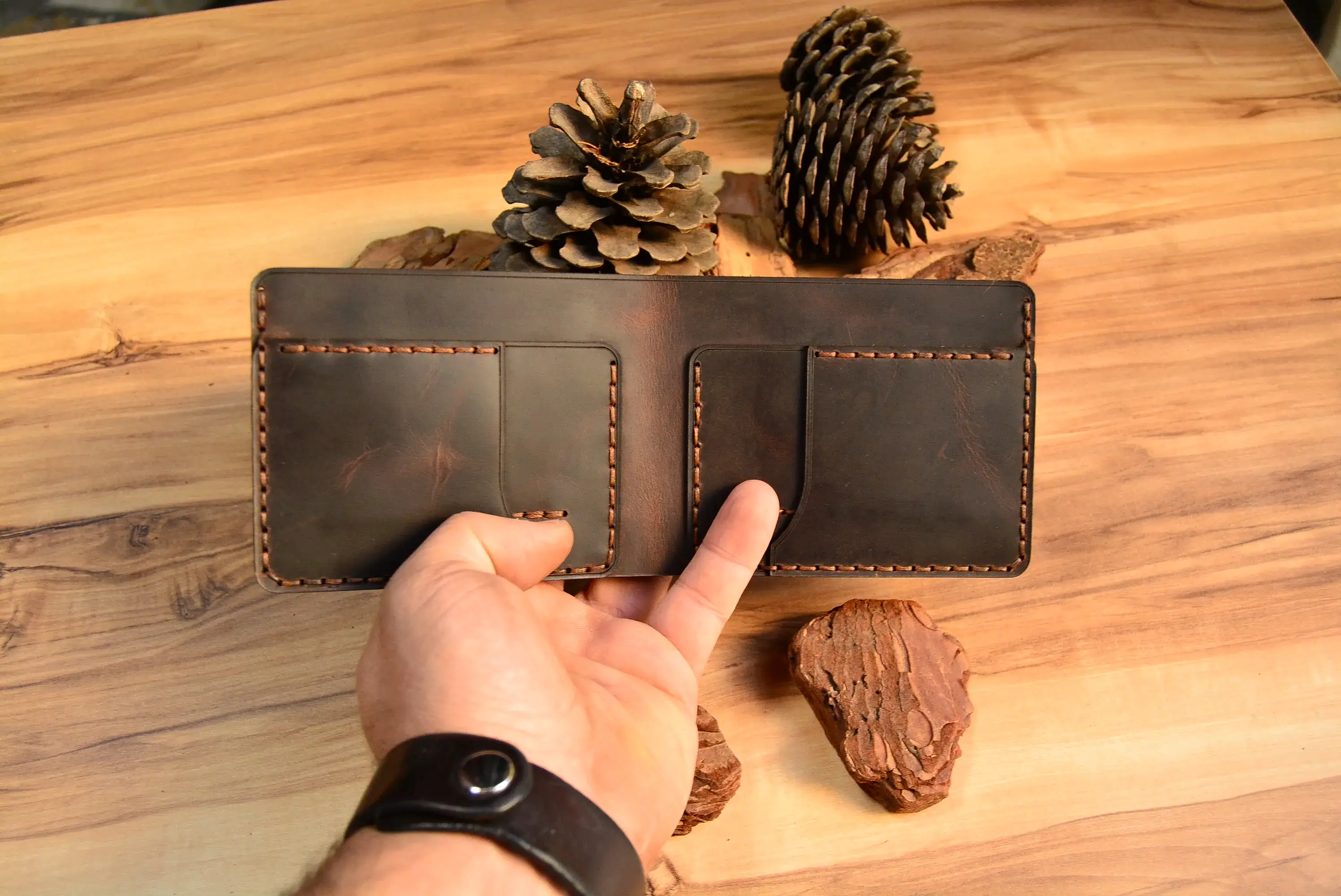 hakiki deri el yapimi helike bifold deri cüzdan