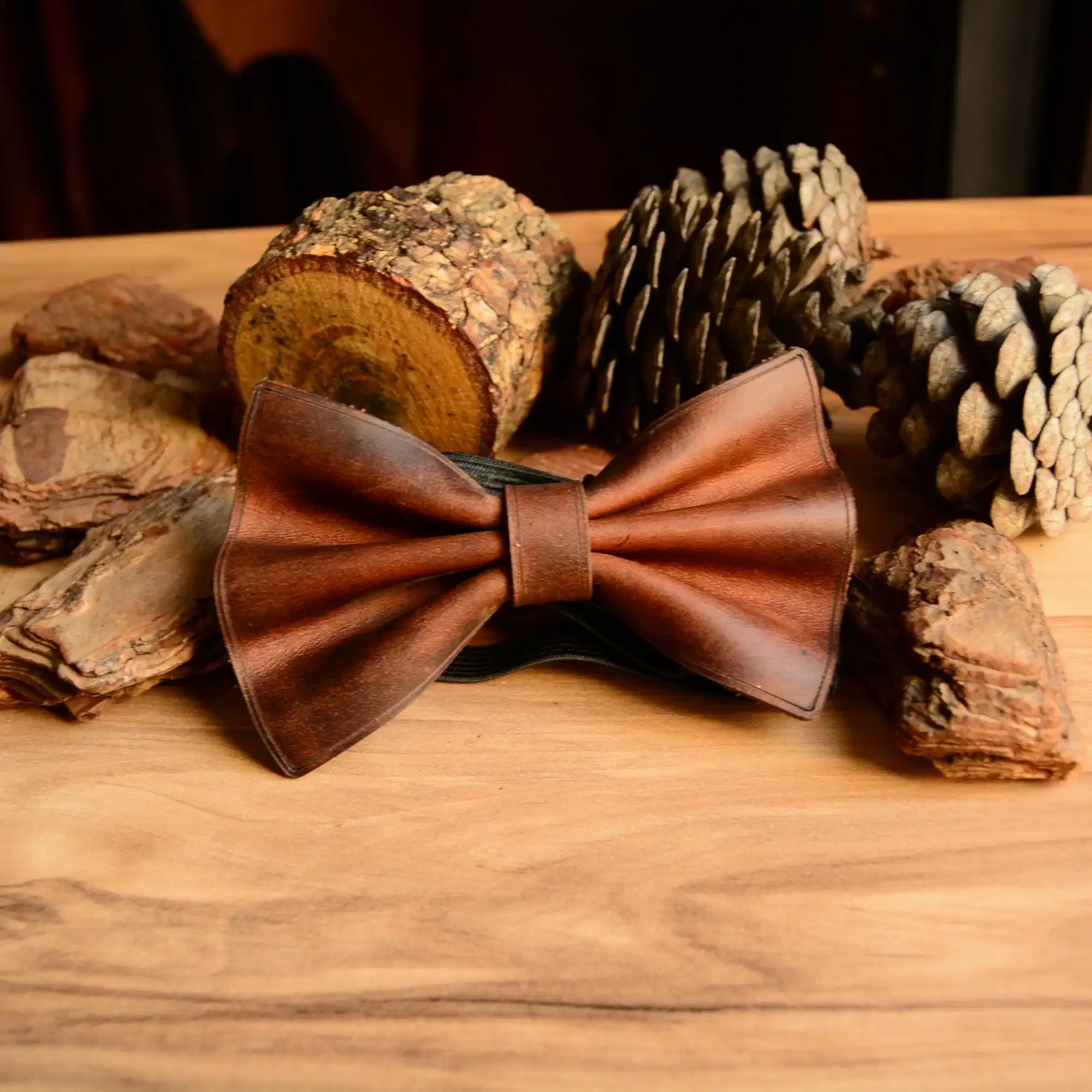 Deri Papyon V-1 El Yapımı Deri Bow Tie